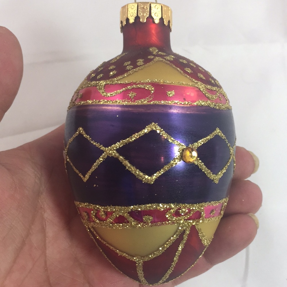 Vintage GKI/Bethlehem Glass Egg shaped embellished Christmas Ornament - Picture 5 of 8